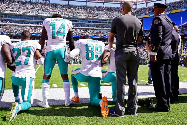 Miami Dolphins v New York Jets