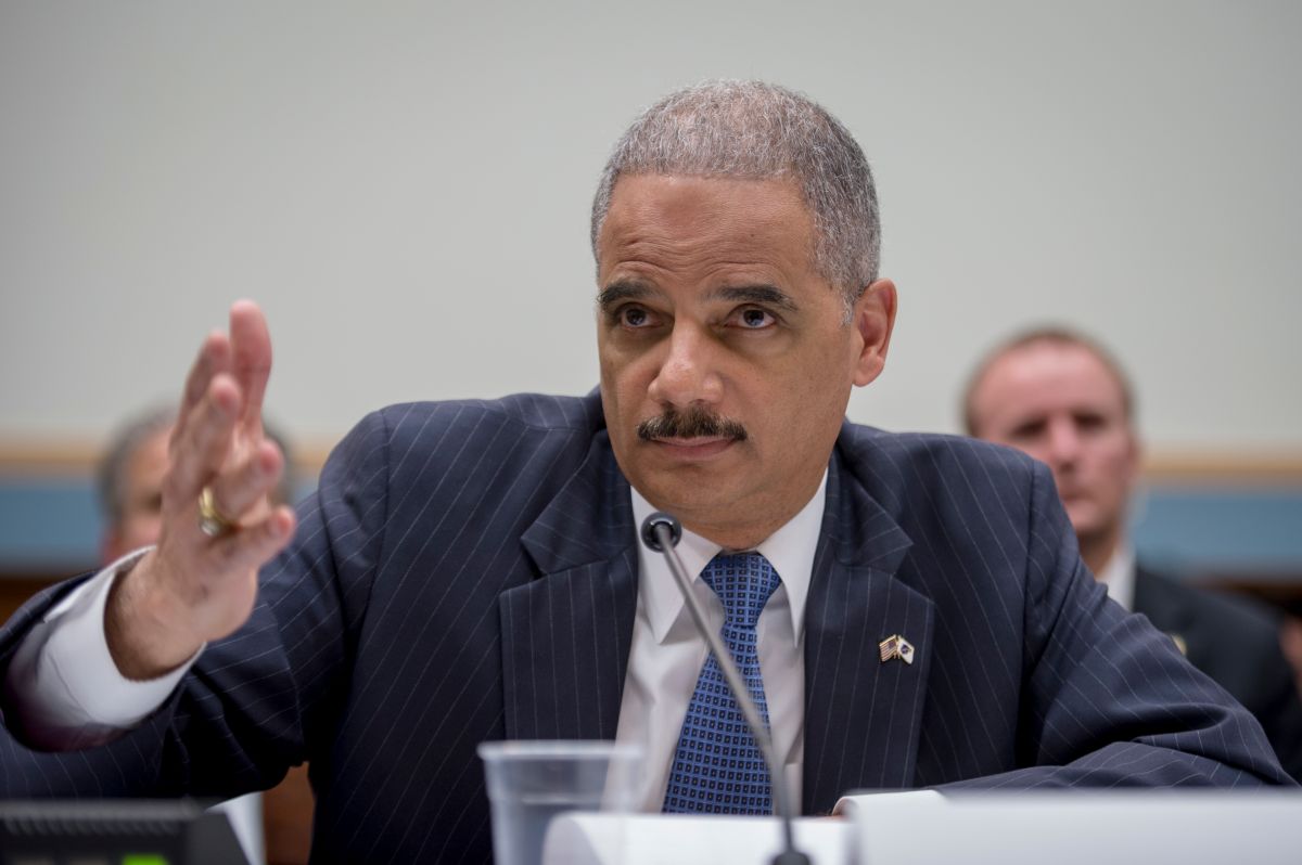 Holder testifies on Cap Hill