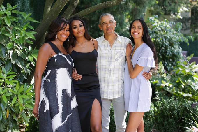 Obama Thanksgiving 2019 Photo