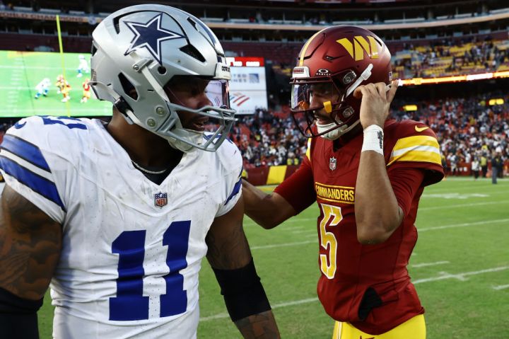 Dallas Cowboys v Washington Commanders