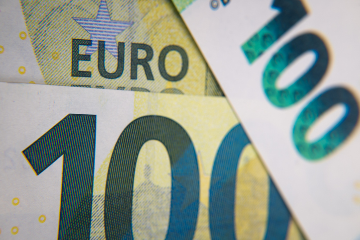 European currency, hundred euro banknotes